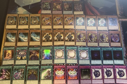 Yugioh dark magician deck - yugioh,